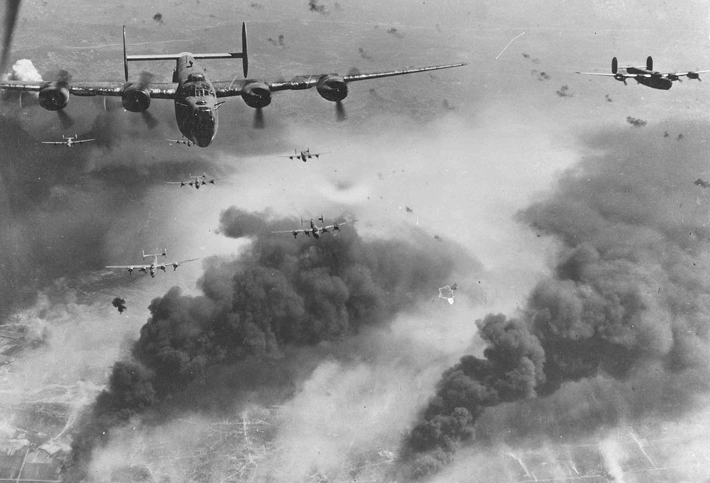 1024px-B-24D's_fly_over_Polesti_during_World_War_II